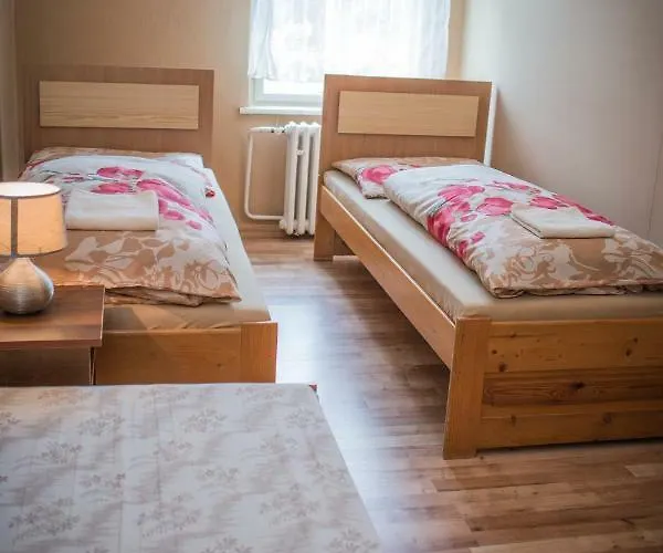 컨트리하우스 Domcek Miriam